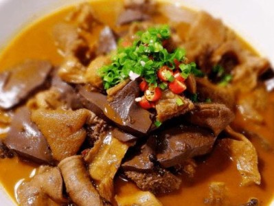 泰迪宠物为什么会拉黑便？（探究泰迪拉黑便的原因及应对方法）